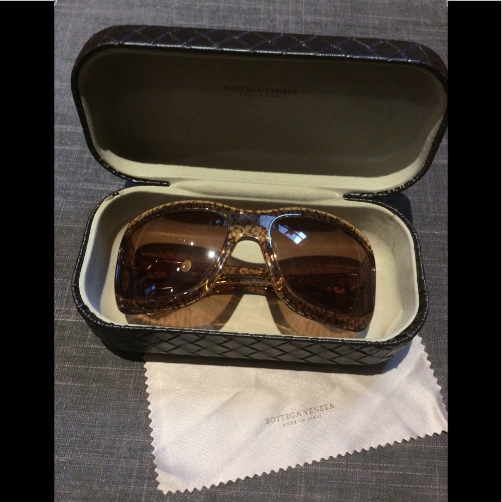 Brown acetate Bottega Veneta oversize sunglasses
